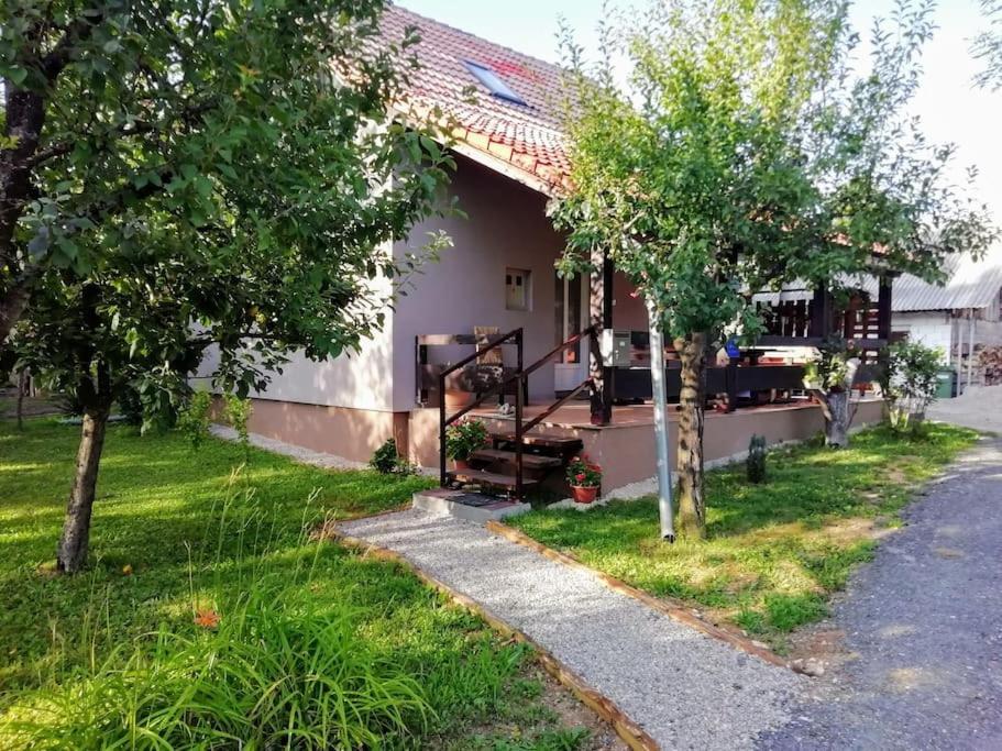 Apartman Adam Rakovica Exteriér fotografie